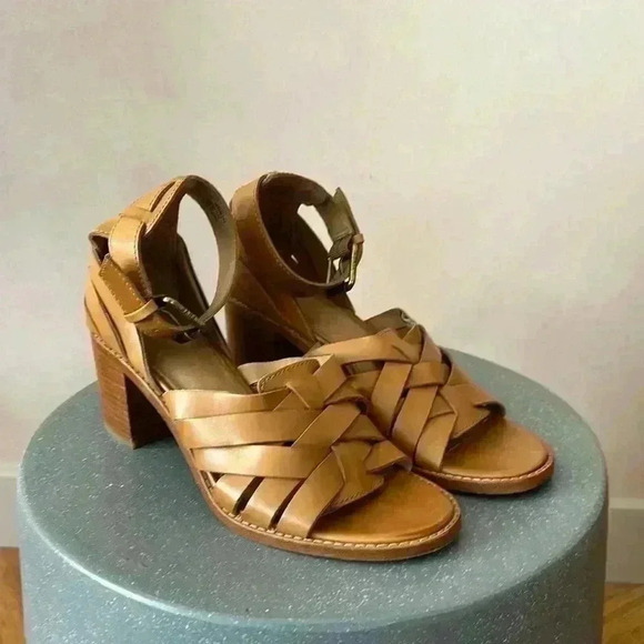 Frye Tan Leather Bianca Huarache Sandals - Picture 1 of 5